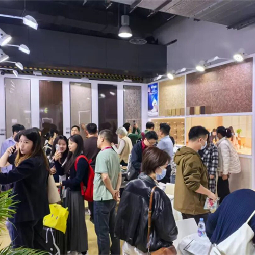 兔寶寶科技木亮相2025廣州設(shè)計(jì)周，百款新品演繹人居美學(xué)